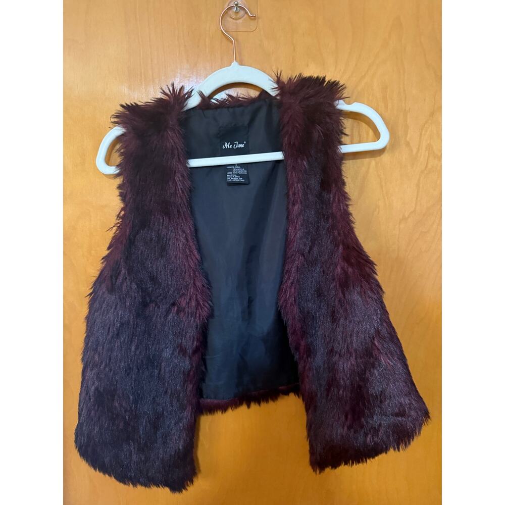 Me Jane Red Faux Fur Sleeveless Vest Sz. Small